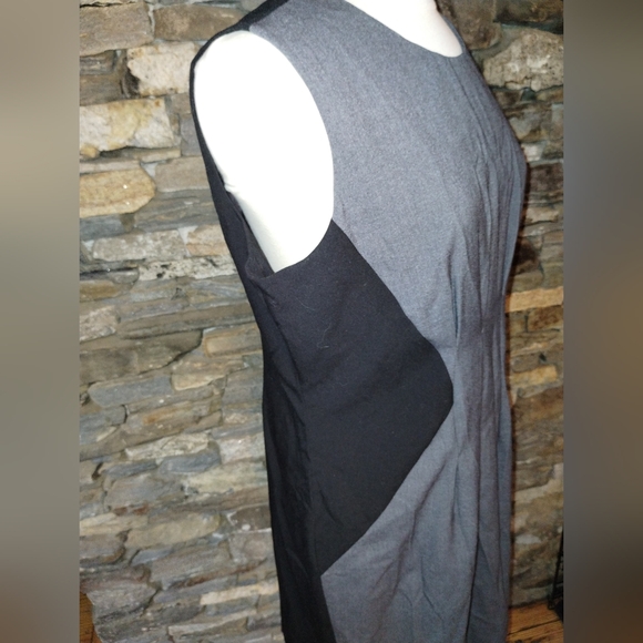 Calvin Klein NWT Elegant Gray and Black Sleeveless Dress, Flattering - Picture 7 of 11